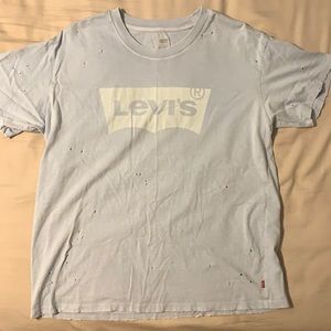 LEVI T-shirt